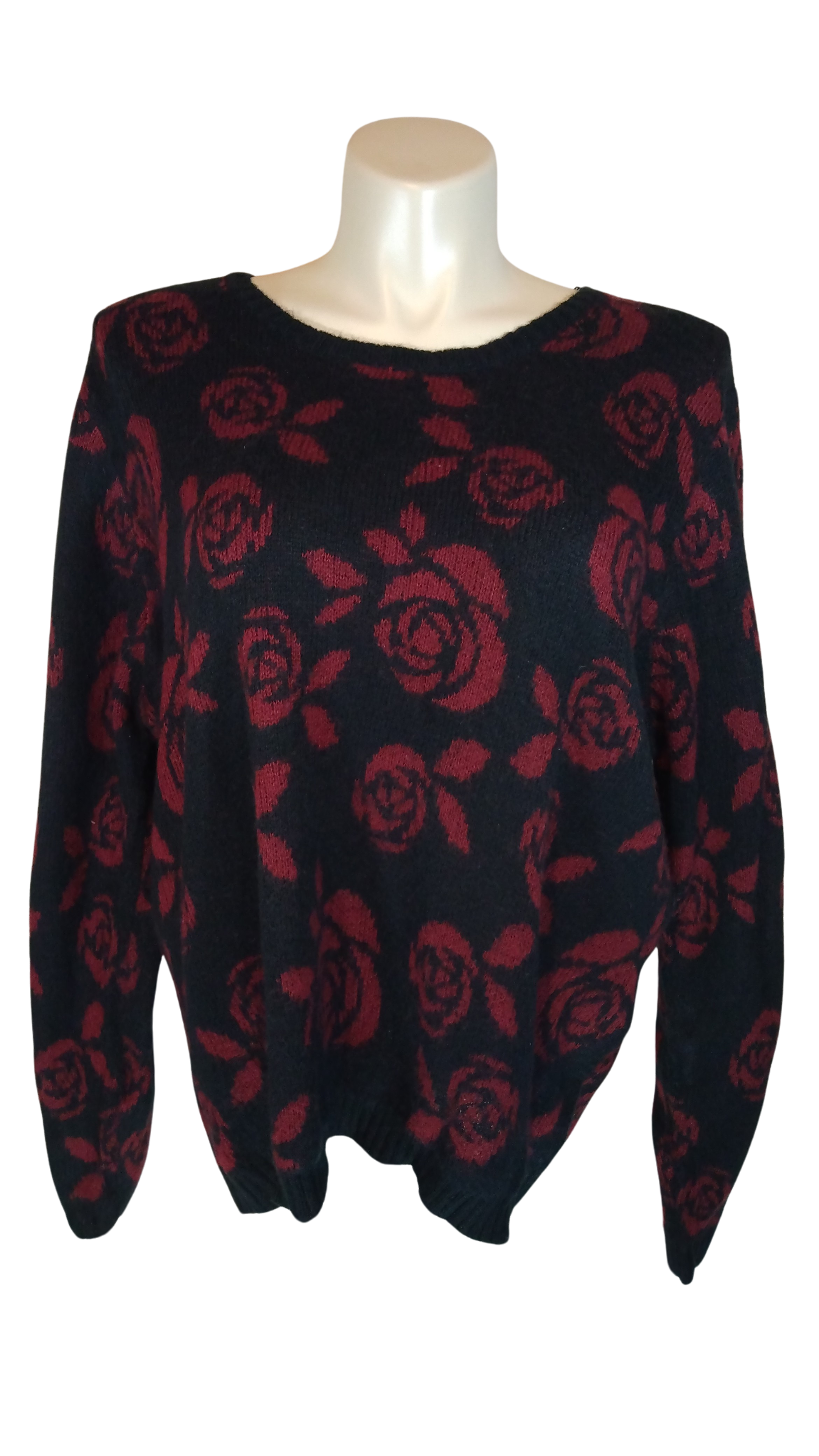 Salon Studio Black/Red Roses Pattern Sweater